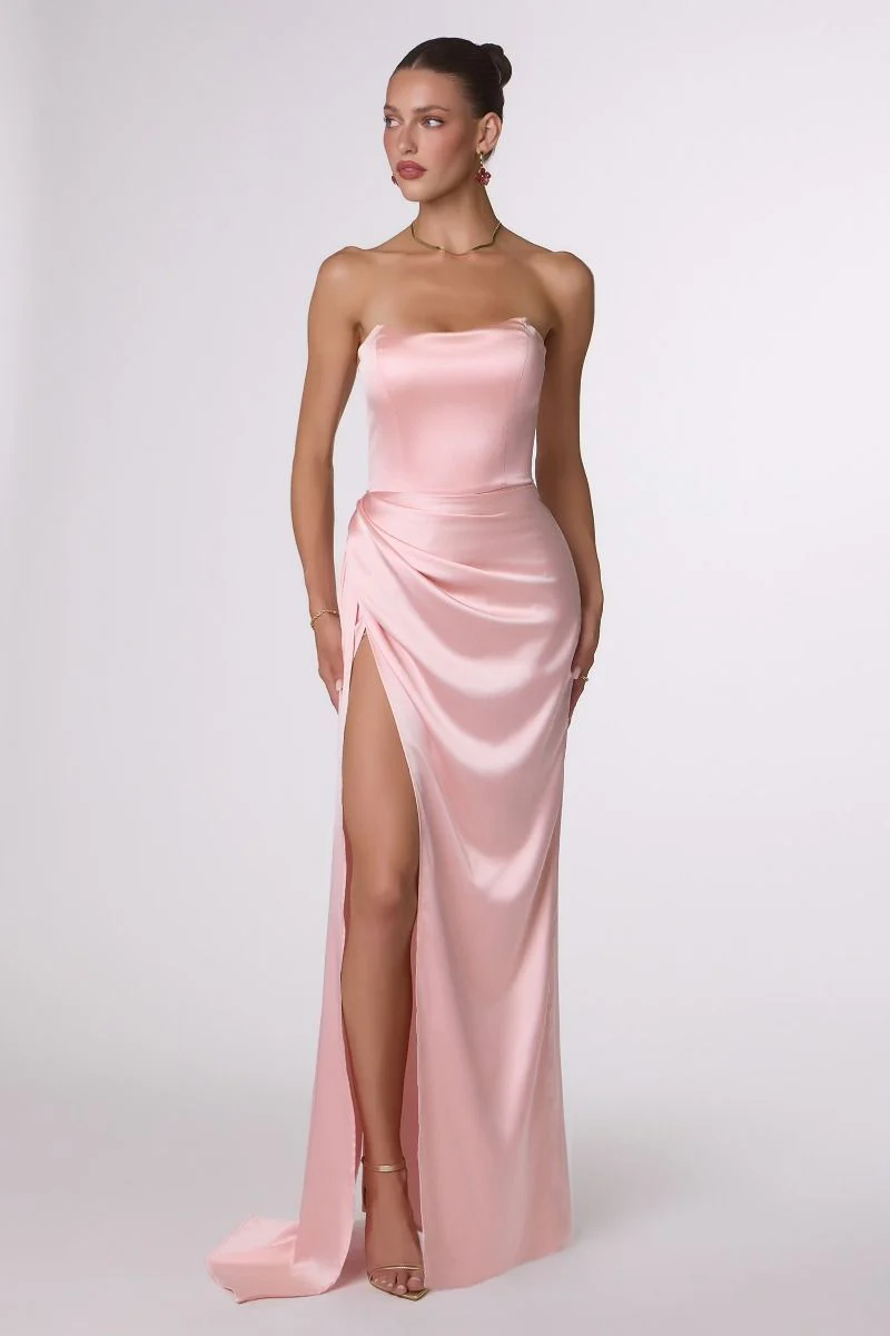 Xiomara - T215 - Image 14